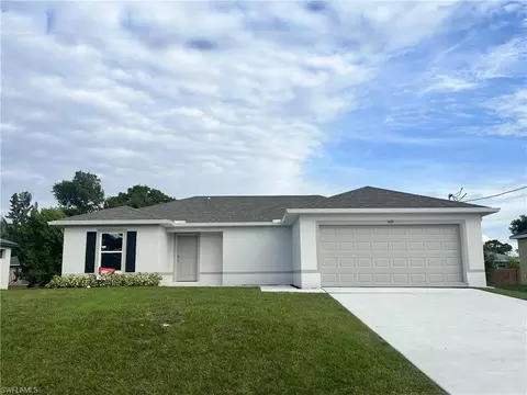 3401 NE 8th Pl, Cape Coral, FL 33909