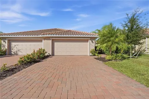 2617 Vine Ave, Naples, FL 34120