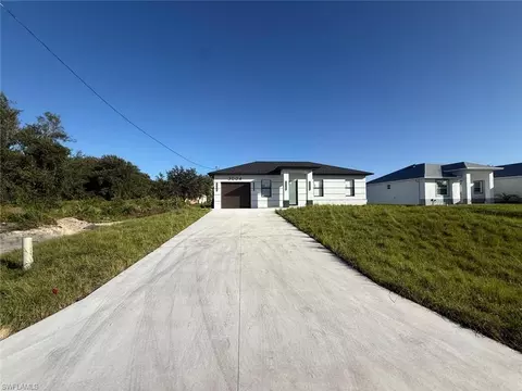 3004 12th St SW, Lehigh Acres, FL 33971