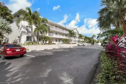 3032 Sandpiper Bay Cir #G301, Naples, FL 34112