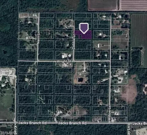 1130 Debbie Ln, Labelle, FL 33935