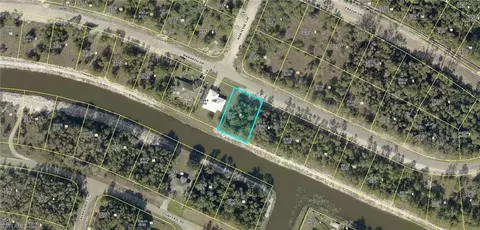 336 Marabou Dr, Lehigh Acres, FL 33974