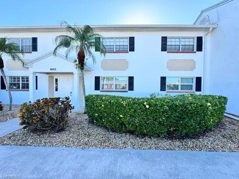7035 Cedarhurst Dr #2, Fort Myers, FL 33919