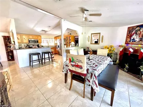 Dining - 270 G Rd, Labelle, FL 33935 photo 1 of 3