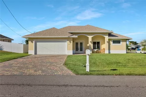 603 SW 12th Ter, Cape Coral, FL 33991