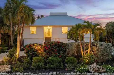 611 N Yachtsman Dr, Sanibel, FL 33957
