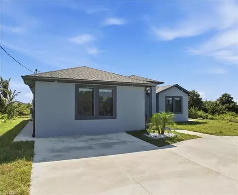 5027 Belrose St, Lehigh Acres, FL 33971