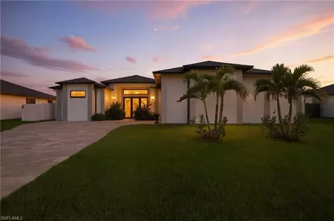 302 NW 1st St, Cape Coral, FL 33993