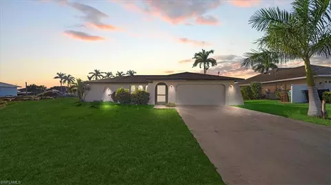 3616 SW 1st Pl, Cape Coral, FL 33914