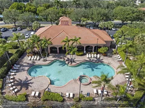 7448 Bristol Cir, Naples, FL 34120
