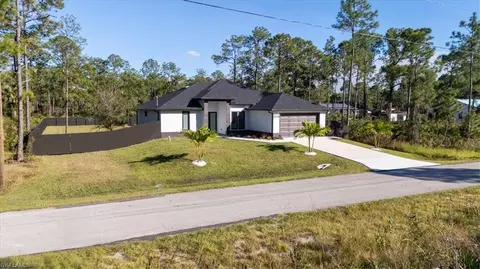 2218 Truman Ave, Alva, FL 33920