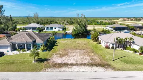 722 NW 39th Ave, Cape Coral, FL 33993