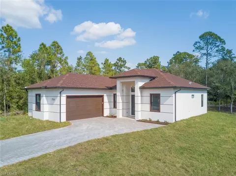 704 Richmond Ave N, Lehigh Acres, FL 33972