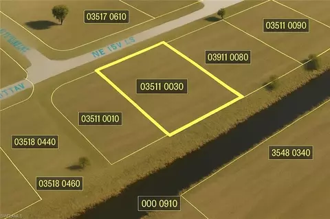 2104 NE 13th Ln, Cape Coral, FL 33909