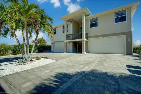 3184 Stringfellow Rd, Saint James City, FL 33956
