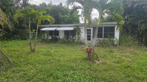 337 Sacramento St, North Fort Myers, FL 33903