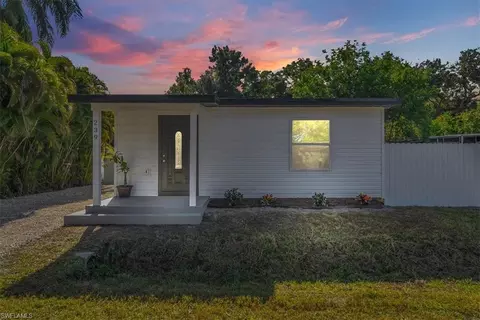 239 State St, North Fort Myers, FL 33903