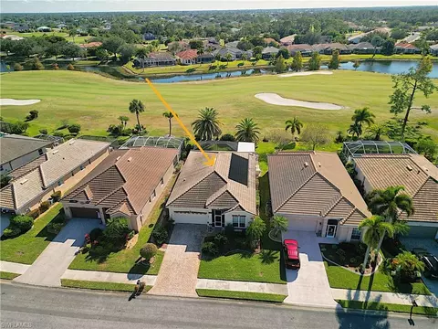 2088 Oxford Ridge Cir, Lehigh Acres, FL 33973
