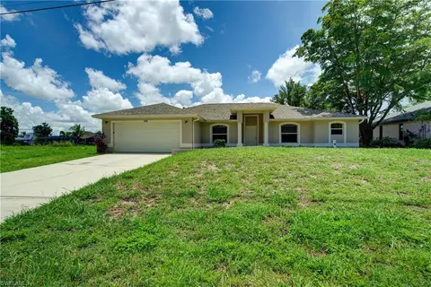 919 SW 15th Pl, Cape Coral, FL 33991