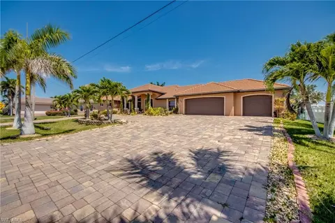 141 SW 39th St, Cape Coral, FL 33914
