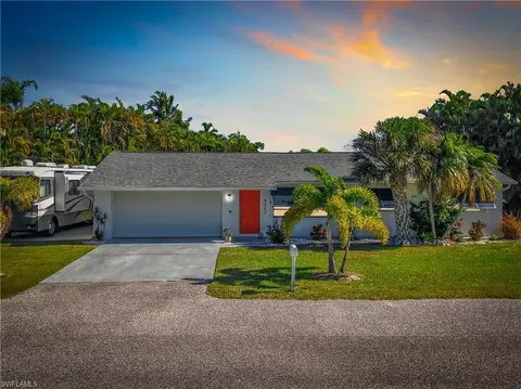 5442 Martin Cv, Bokeelia, FL 33922