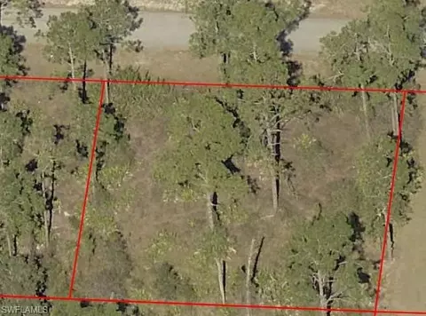 3902 E 11th St, Lehigh Acres, FL 33972