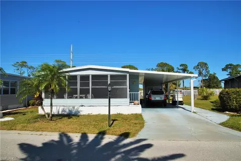 7 Nicklaus Blvd, North Fort Myers, FL 33903