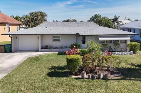 5343 Del Monte Ct, Cape Coral, FL 33904