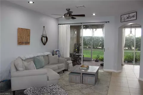 3353 Dandolo Cir, Cape Coral, FL 33909