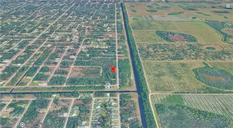 456 Naples Ave S, Lehigh Acres, FL 33974
