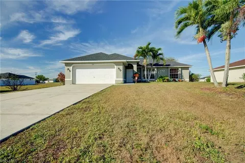 1310 NE 2nd Pl, Cape Coral, FL 33909