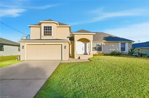 2311 SW 4th Ct, Cape Coral, FL 33991