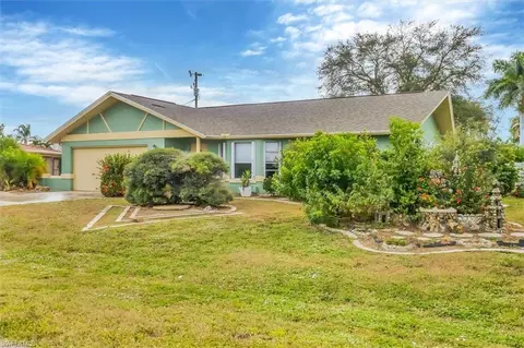 122 SE 41st Ter, Cape Coral, FL 33904
