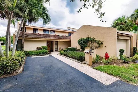 4515 Windjammer Ln, Fort Myers, FL 33919