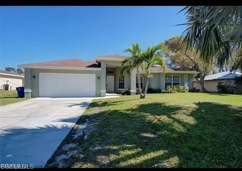 17413 Arizona Rd, Fort Myers, FL 33967