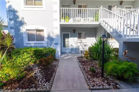 8200 Summerlin Village Cir #101, Fort Myers, FL 33919