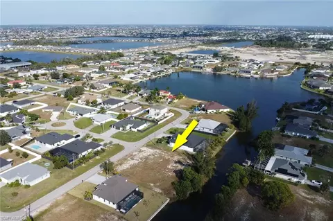 1420 NW 2nd Ter, Cape Coral, FL 33993