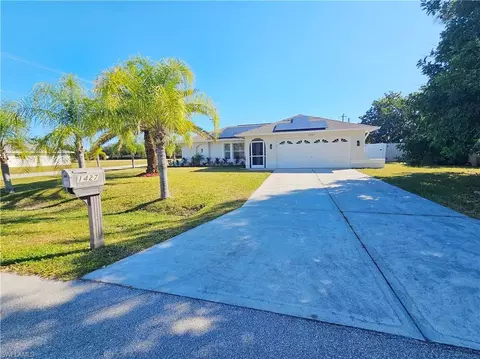 1427 SE 8th Ave, Cape Coral, FL 33990