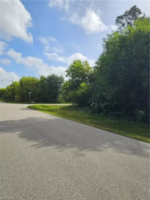 11339 4th Ave, Punta Gorda, FL 33955