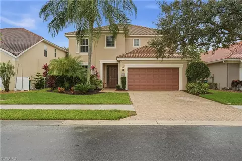 2117 Fairmont Ln, Naples, FL 34120