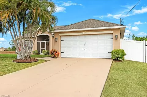 2427 NW 25th St, Cape Coral, FL 33993