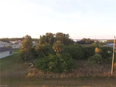 24332435 Daniel Ave N, Lehigh Acres, FL 33971