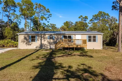 250 Trader Rd, Labelle, FL 33935 photo 3