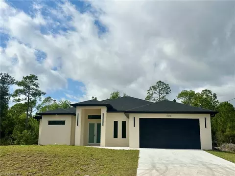 1013 Cleveland Ave, Lehigh Acres, FL 33972