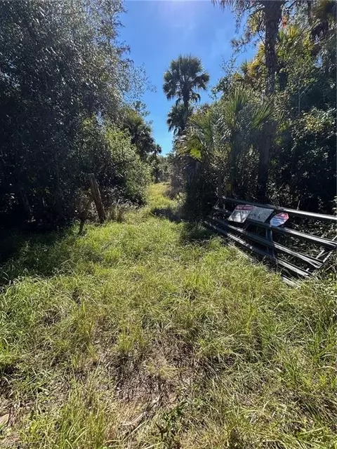 Undisclosed, Naples, FL 34117 photo 33