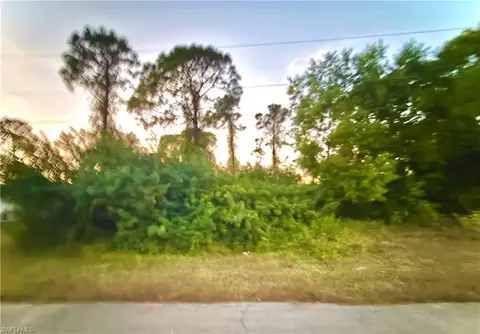 524 Harry Thayer Ave S, Lehigh Acres, FL 33974