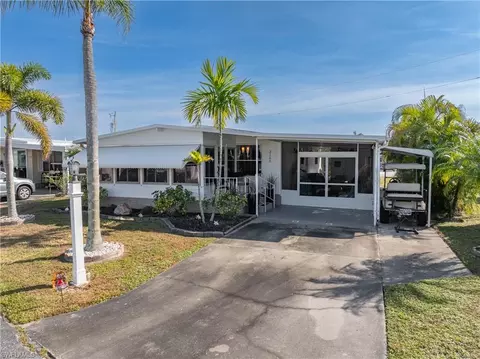 3165 Mercury Ln, North Fort Myers, FL 33903