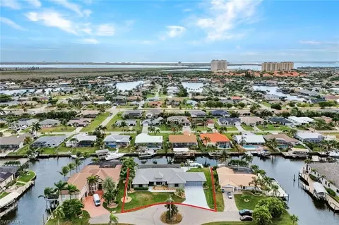 5346 SW 10th Ave, Cape Coral, FL 33914