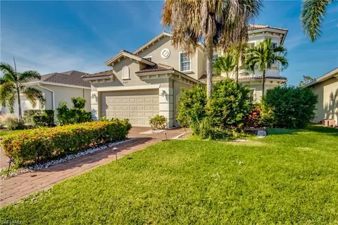 9145 Leatherwood Loop, Lehigh Acres, FL 33936