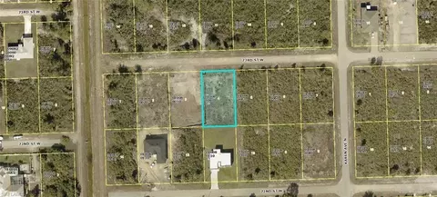 3007 73rd St W, Lehigh Acres, FL 33971